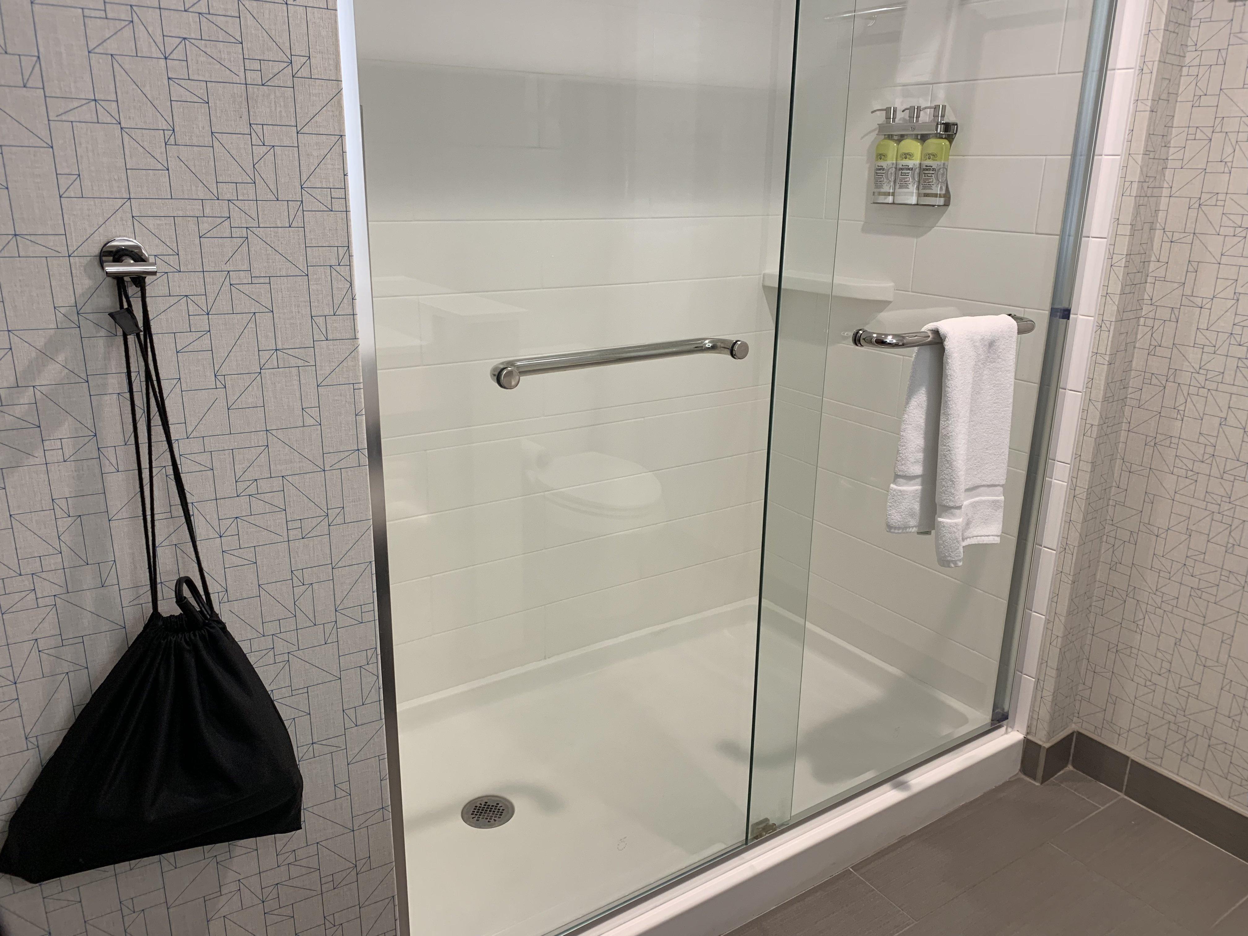 Express & By Ihg Hotel 2*