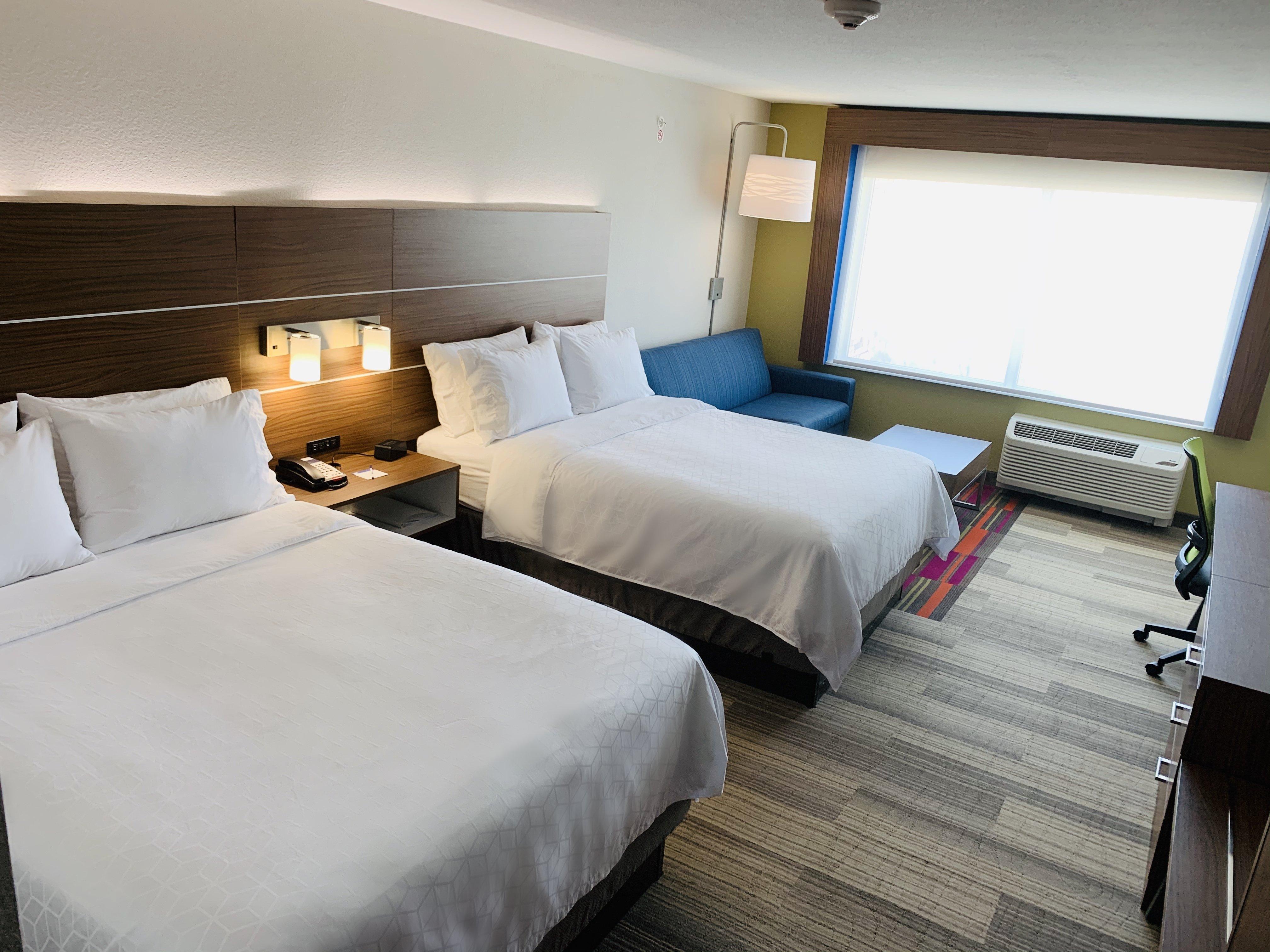 Express & By Ihg Hotel 2*