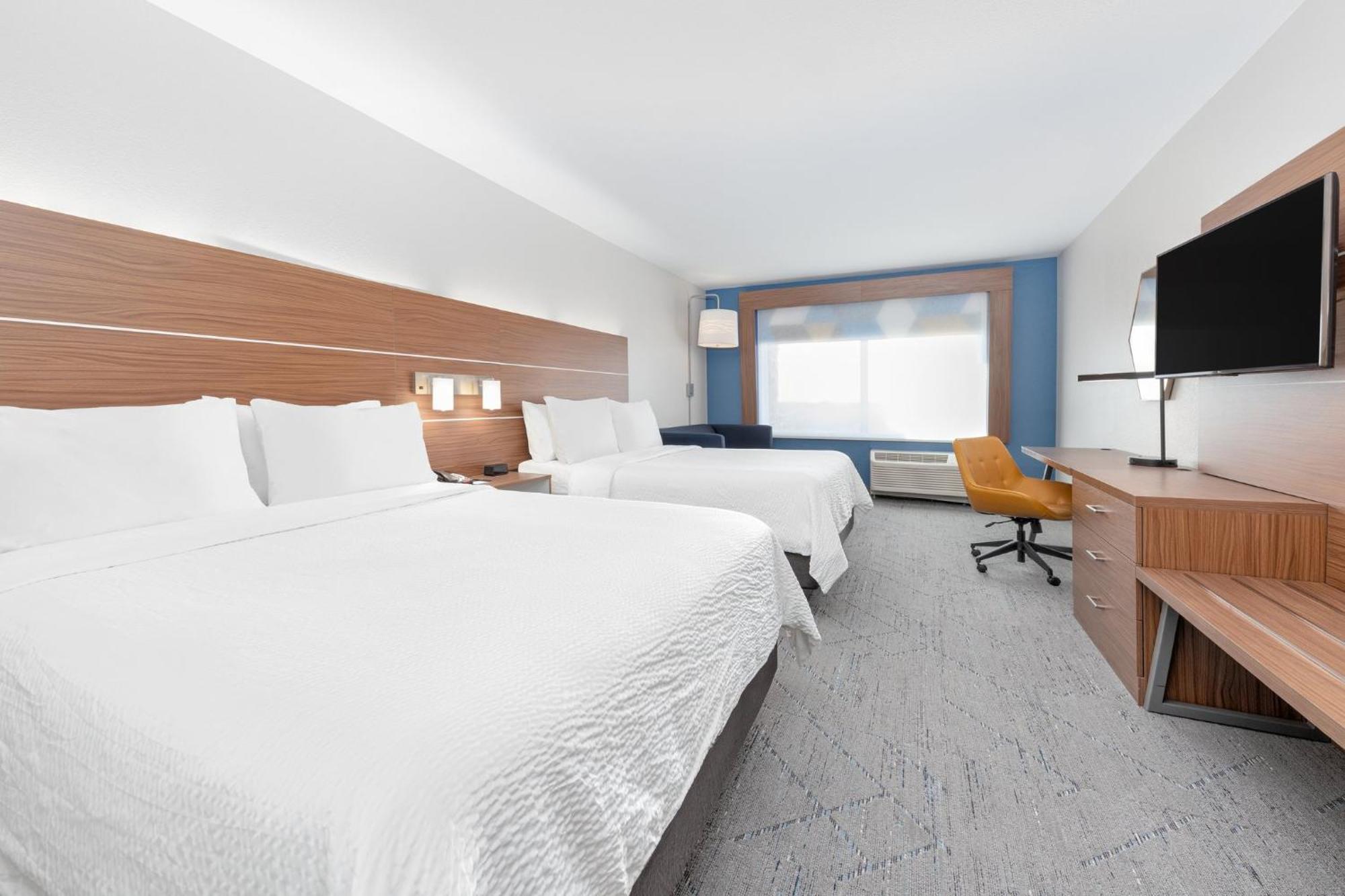 Hotel Express & By Ihg 2*