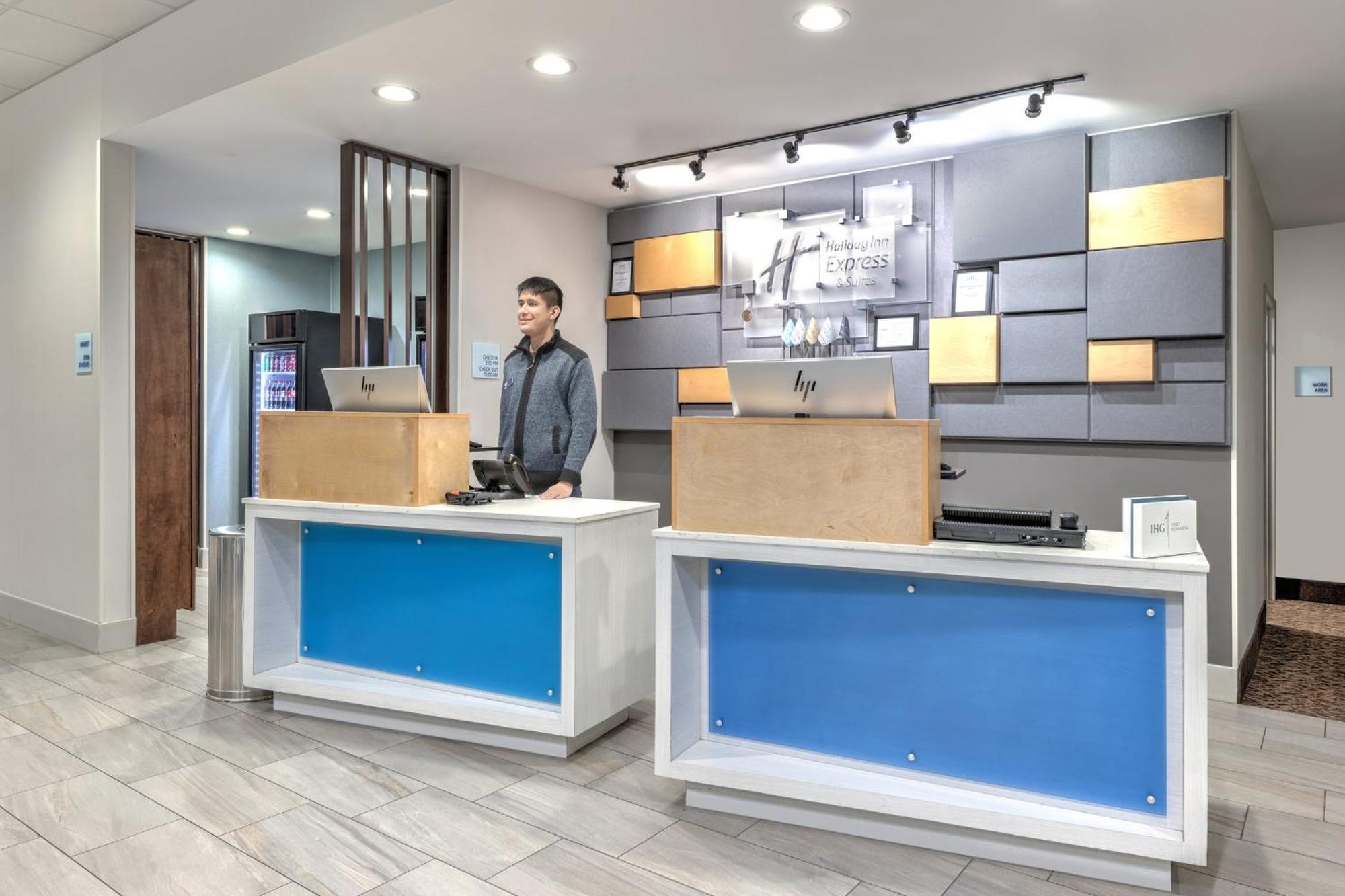 Hotel Express & By Ihg