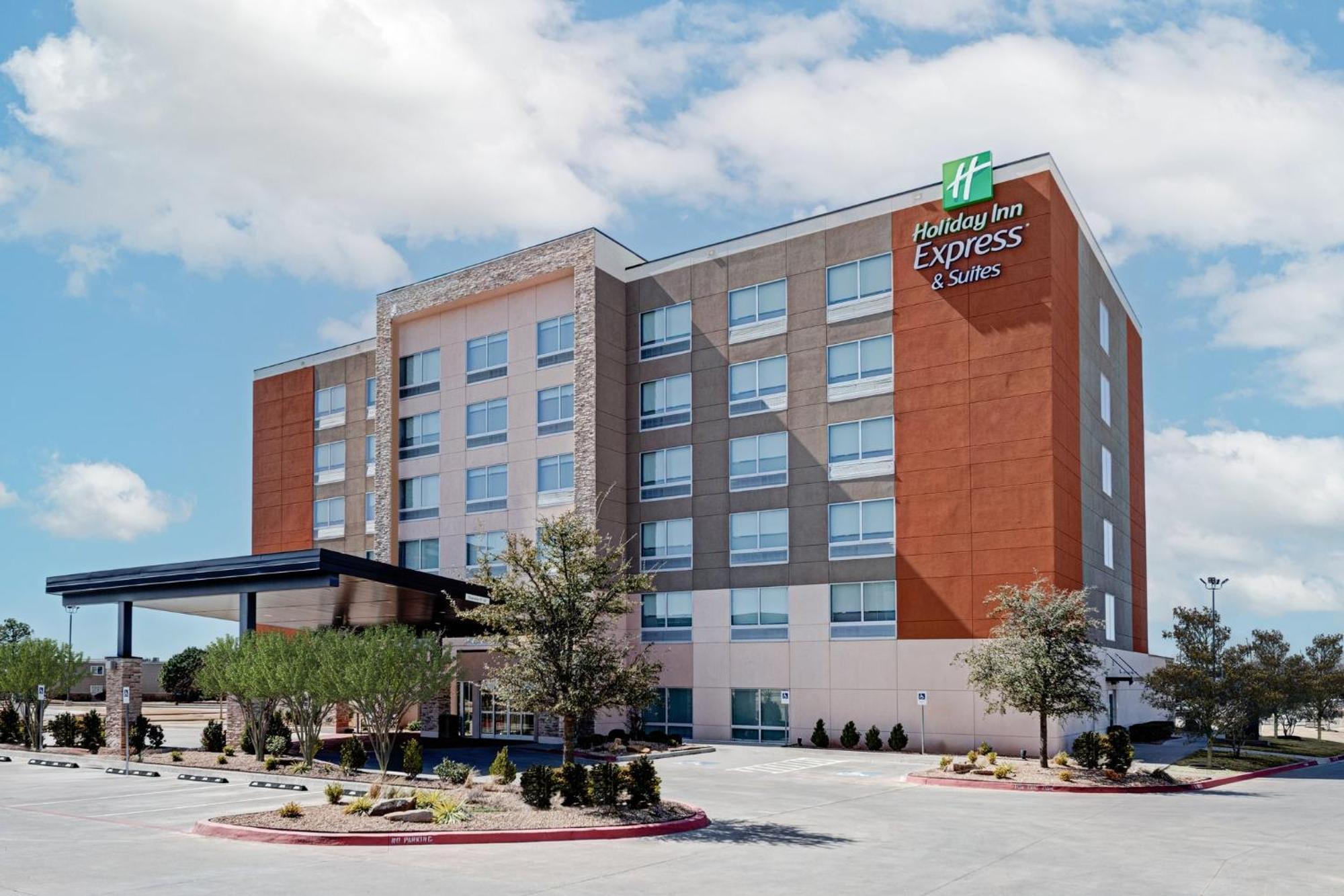Express & By Ihg Hotel